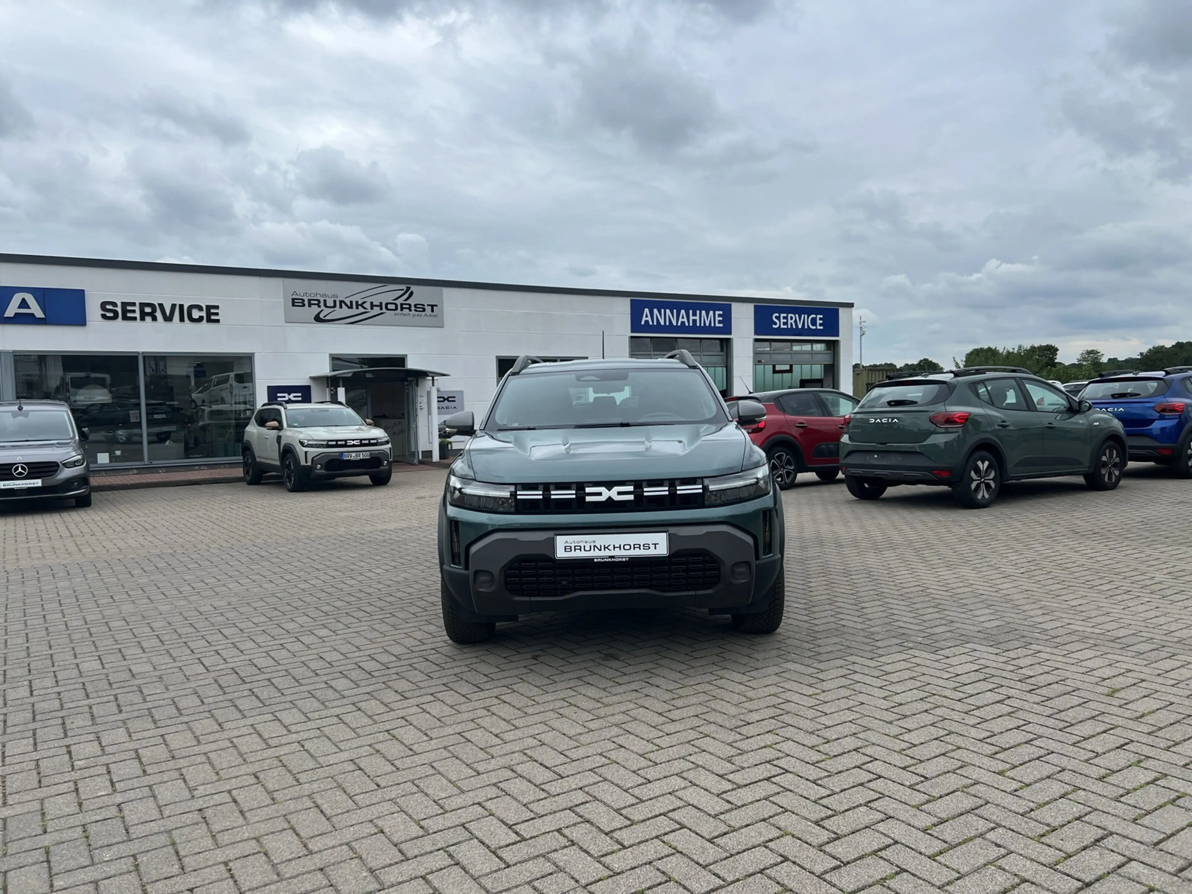 Dacia Duster hybrid-G 150 EDC 4x4 Expression GJR+SHZ+LKHZ — photo 3