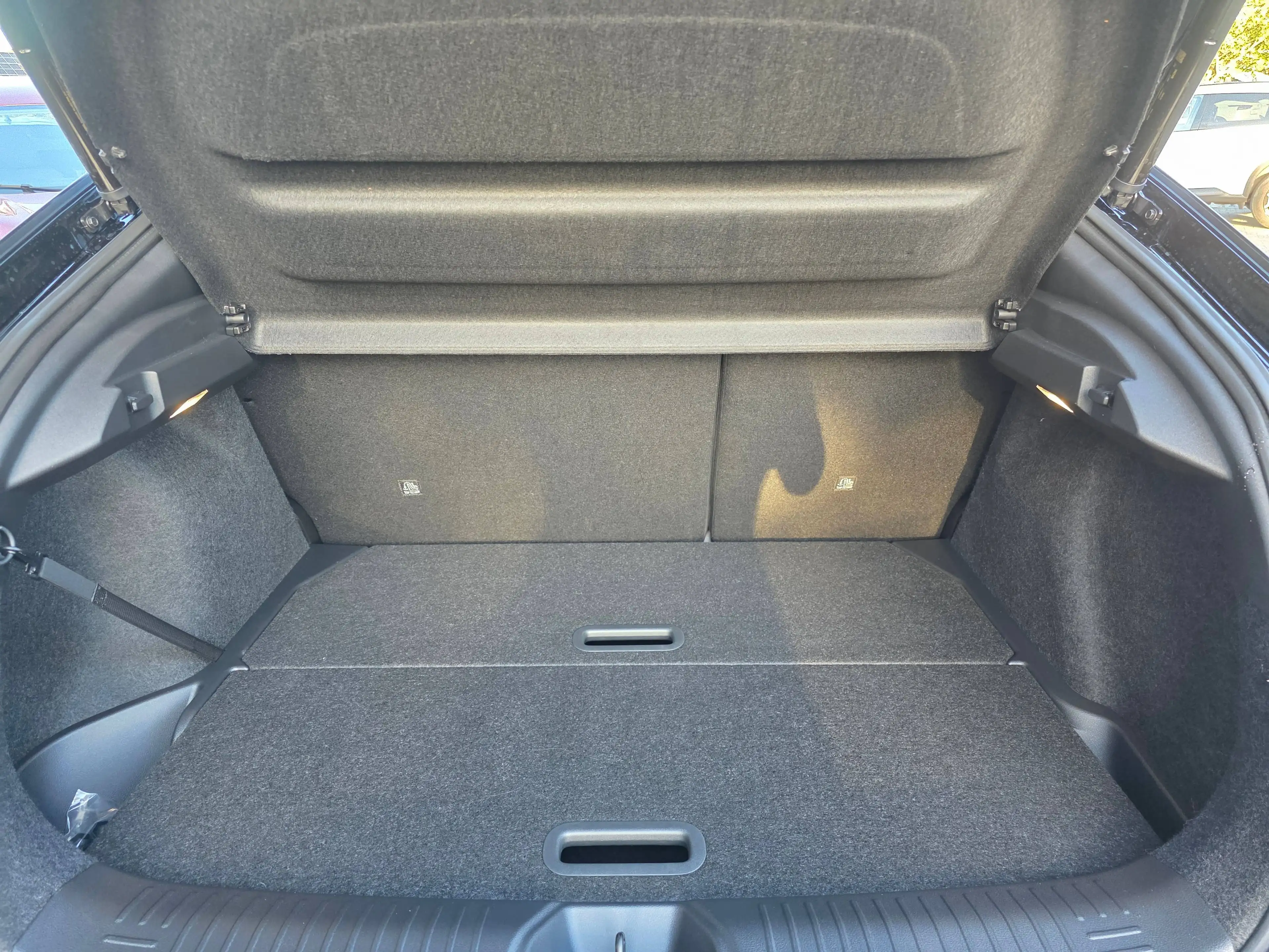 Nissan Leaf 75 kWh Advance V2L — photo 8