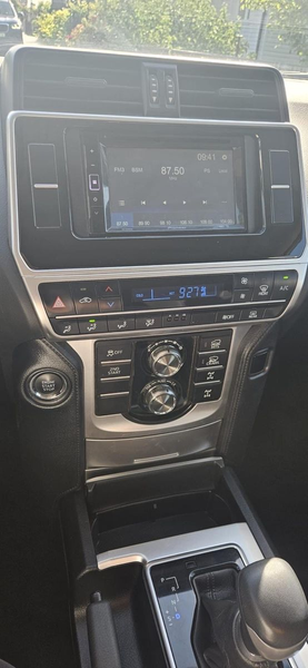 Toyota Land Cruiser Automatik *8-Fach*Top Zustand* — photo 12