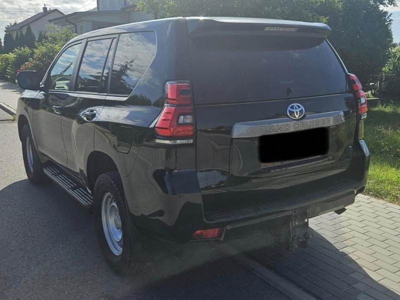 Toyota Land Cruiser Automatik *8-Fach*Top Zustand* — photo 3