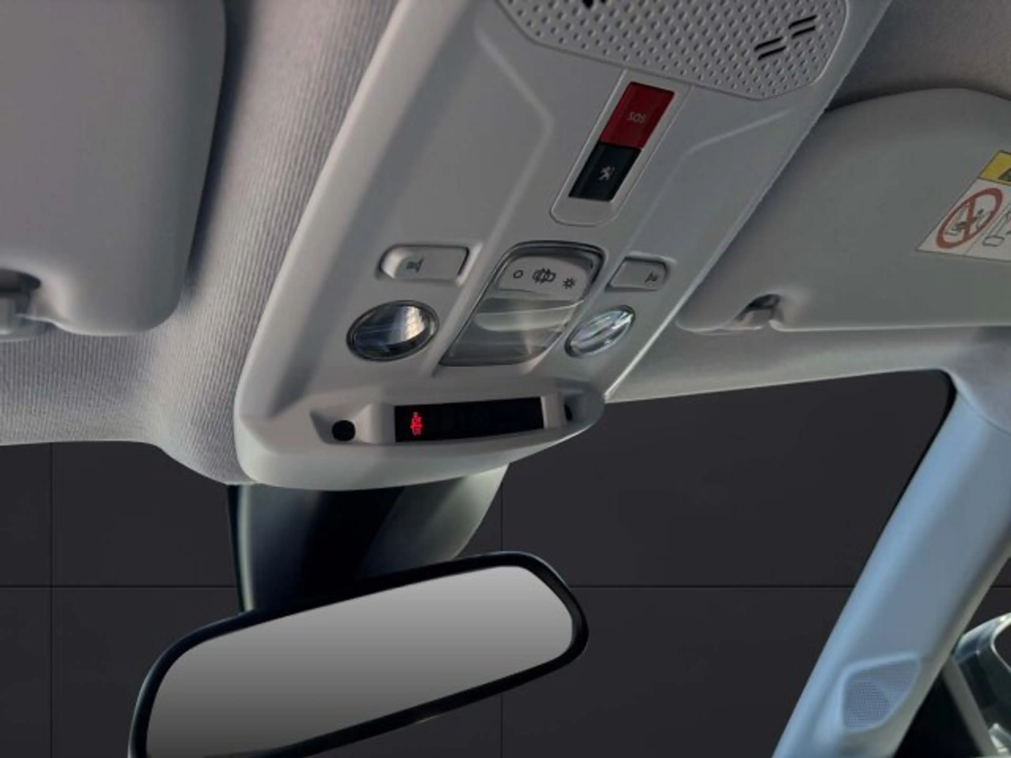 Peugeot e-208 208 Allure Pack 136 +Navigation+Sitzheizung+ACC+ — photo 14