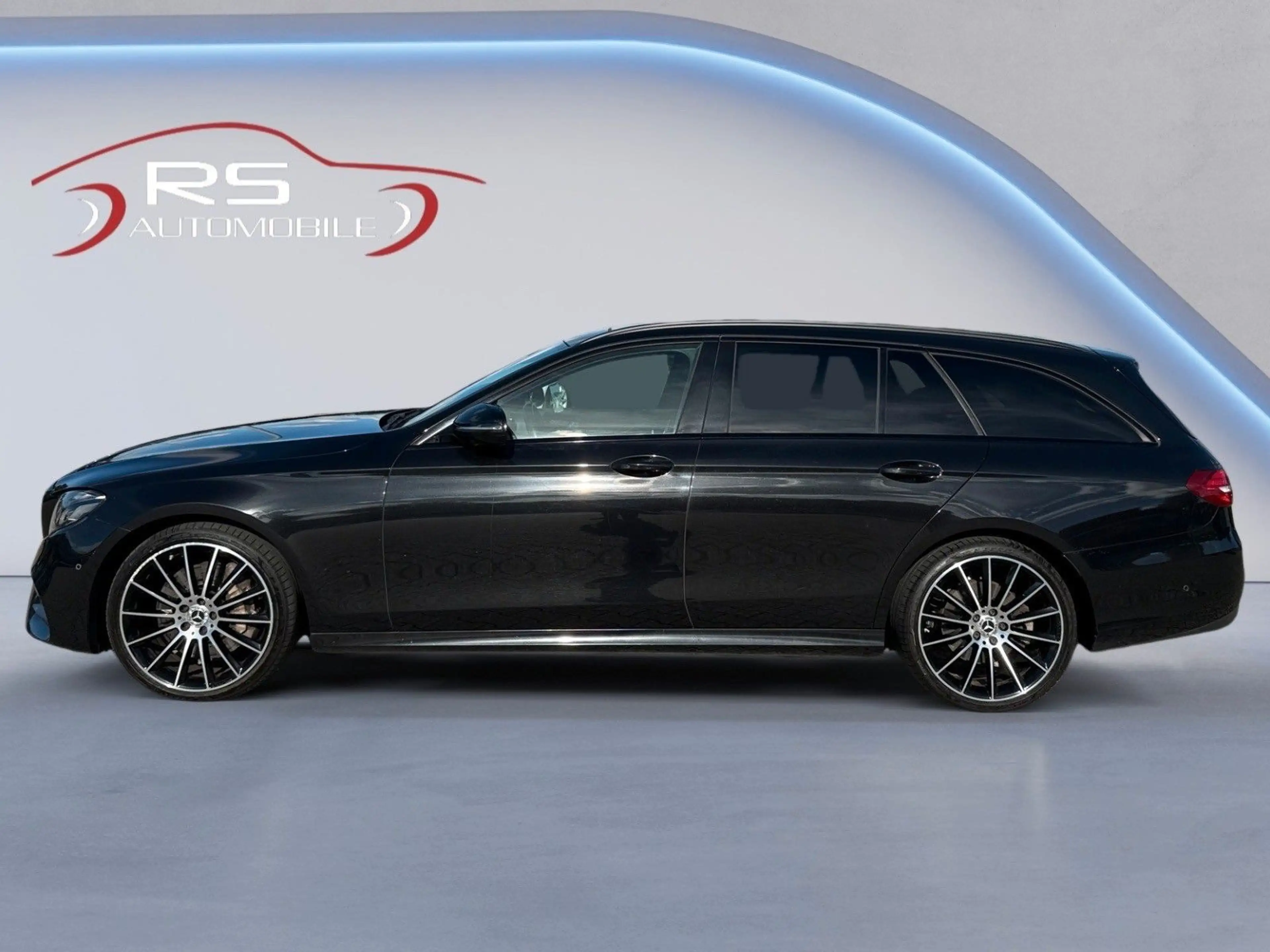 Mercedes-Benz E 400 d T 4Matic / Panorama / Multibeam / AMG — photo 2