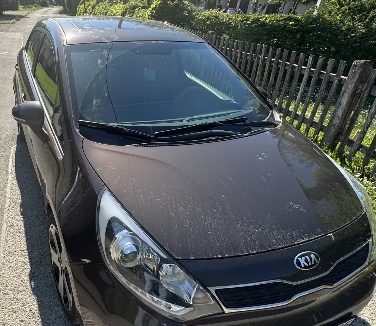 Kia Rio Rio Fließheck Diesel  5-Türer 1.4 CRDI smeđa - 2