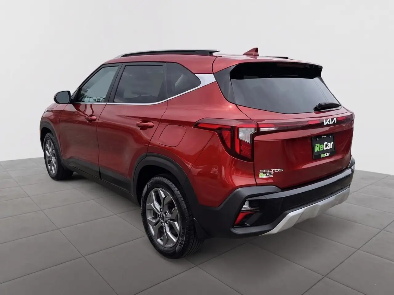 Kia Seltos photo Kia Seltos