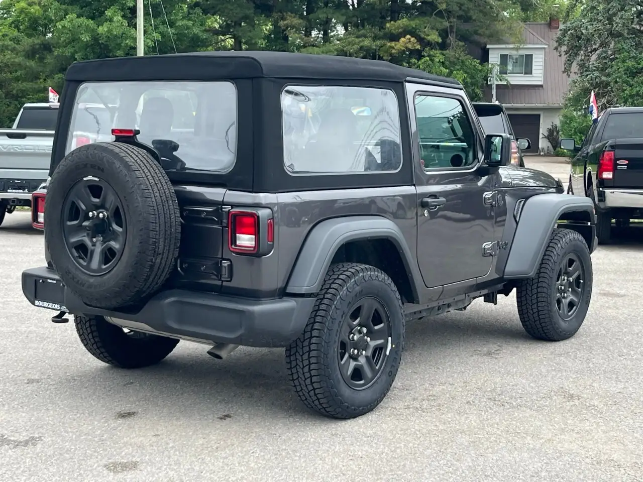 Jeep Wrangler photo Jeep Wrangler
