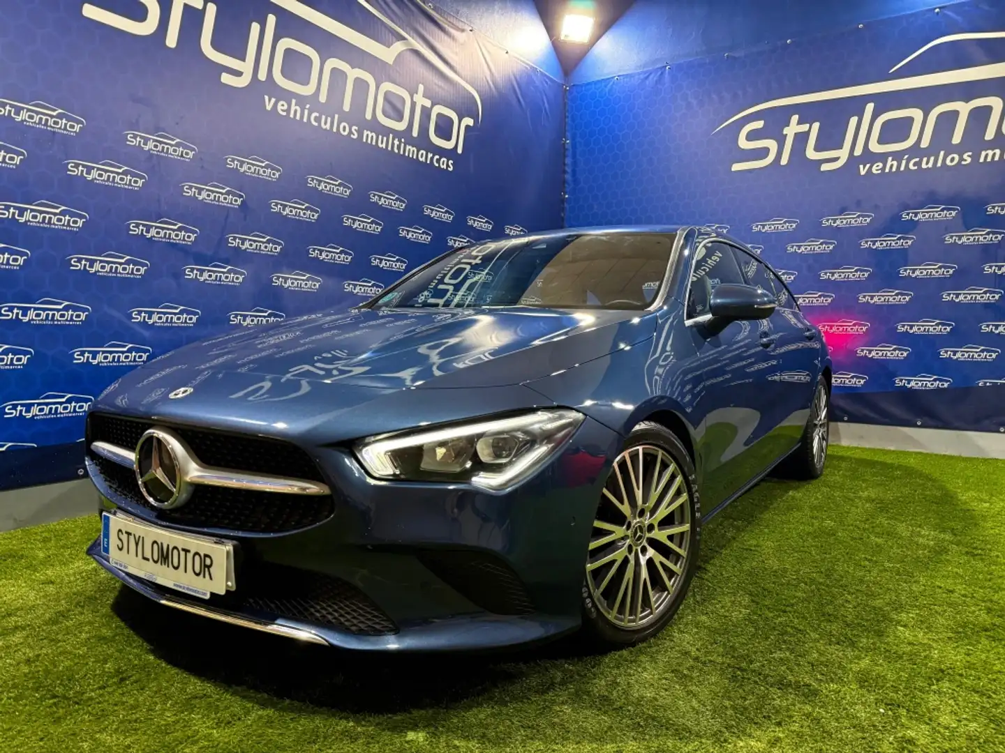 Mercedes-Benz CLA 220 Shooting Brake 220d 8G-DCT (4.75) Azul - 1