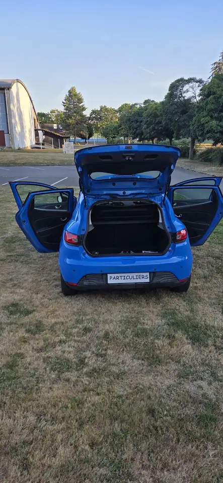 Renault Clio Citadine 3 portes — photo 4
