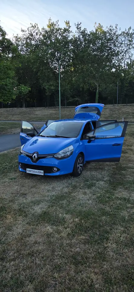 Renault Clio Citadine 3 portes — photo 2