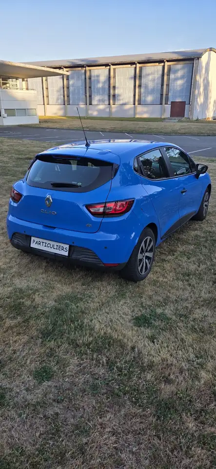 Renault Clio Citadine 3 portes — photo 10