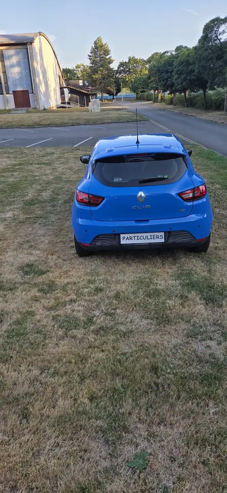 Renault Clio Citadine 3 portes — photo 9