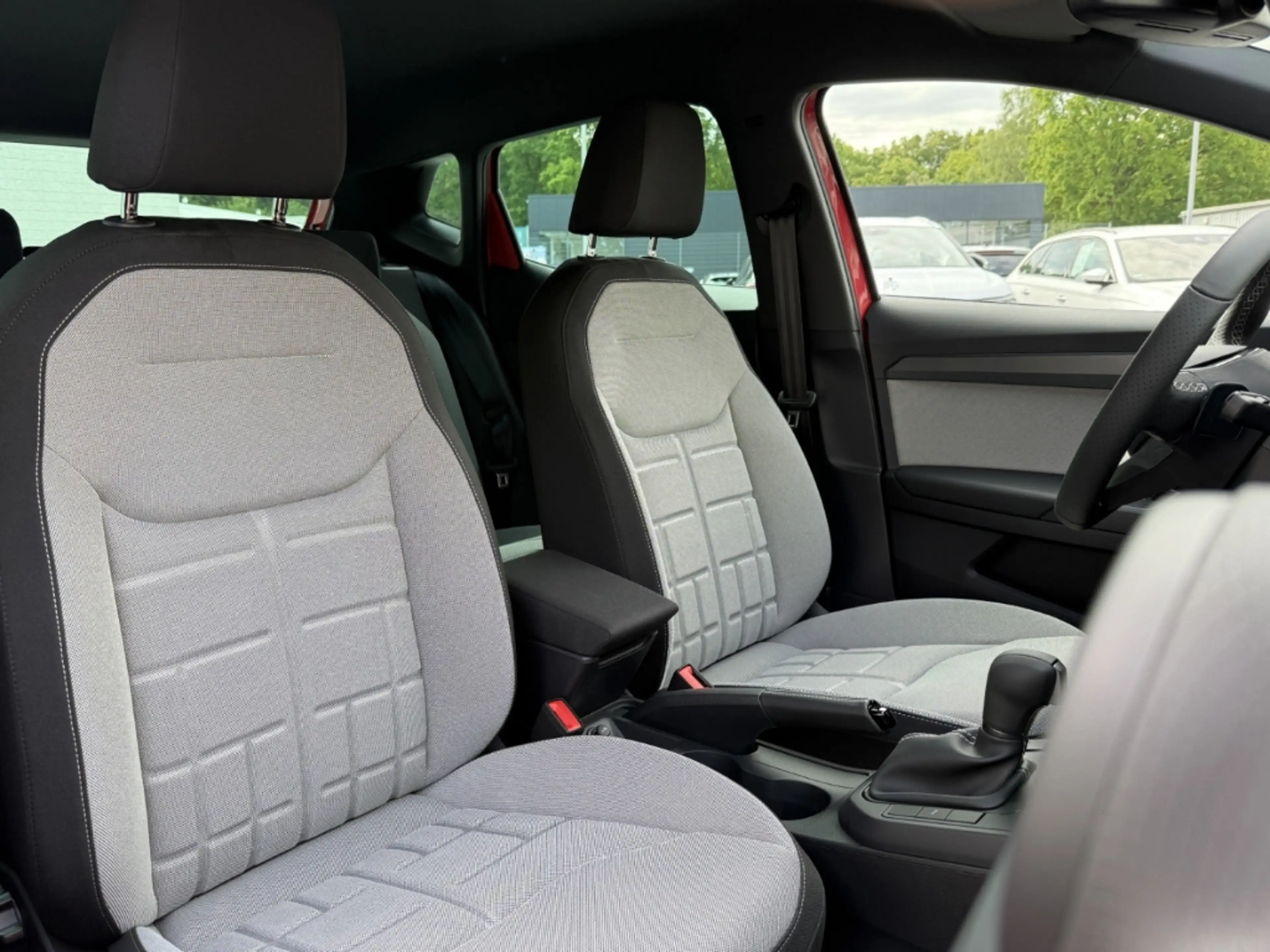 SEAT Ibiza FL 1.0 TSI DSG FR ACC LED Navi Kessy SHZ Alu — photo 6