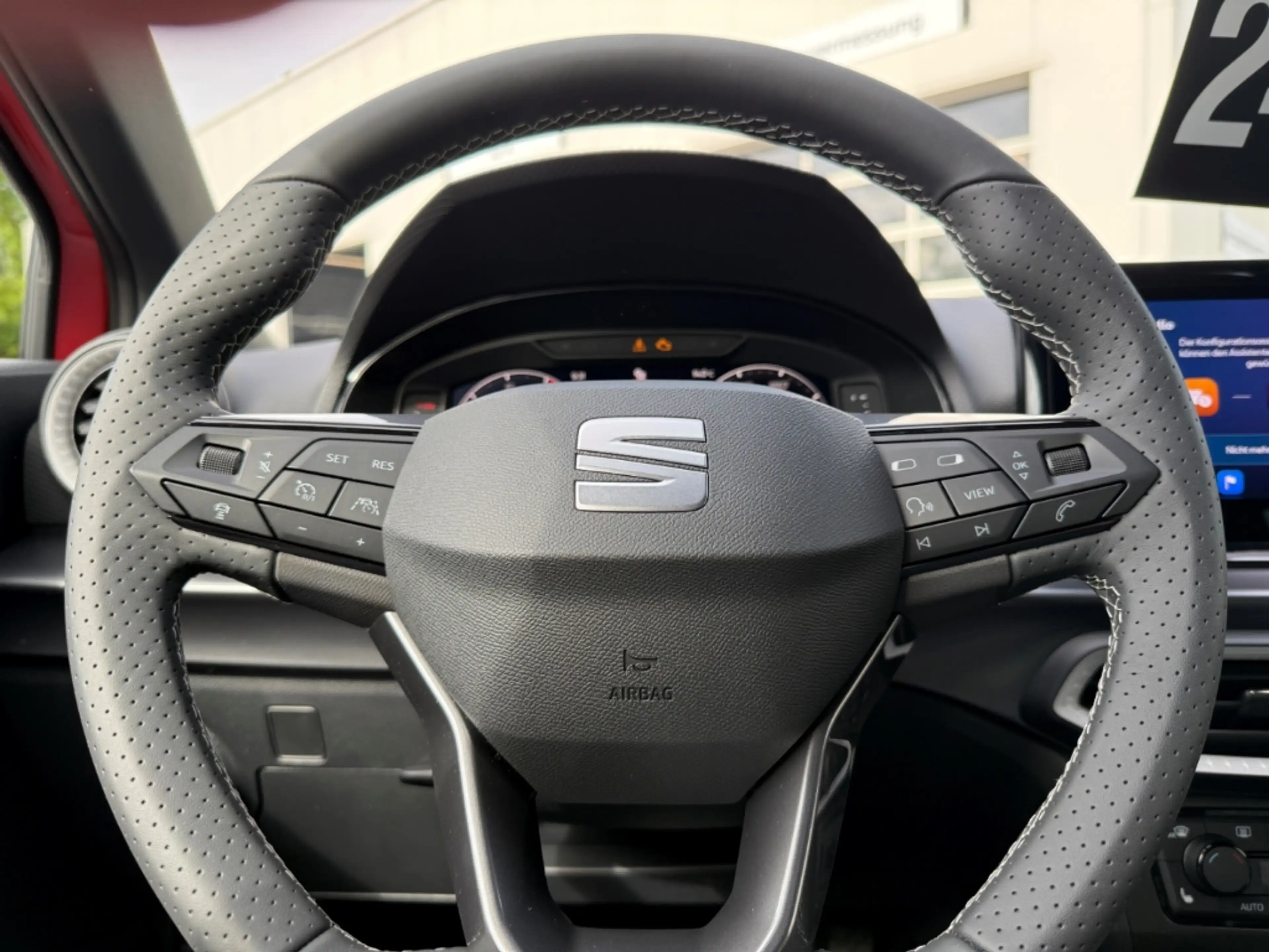 SEAT Ibiza FL 1.0 TSI DSG FR ACC LED Navi Kessy SHZ Alu — photo 8
