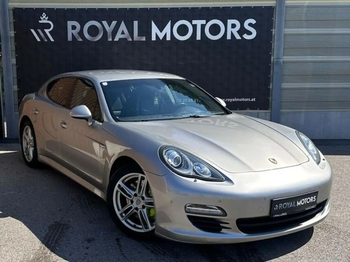 Porsche Panamera Diesel/Chrono Paket Silber - 1