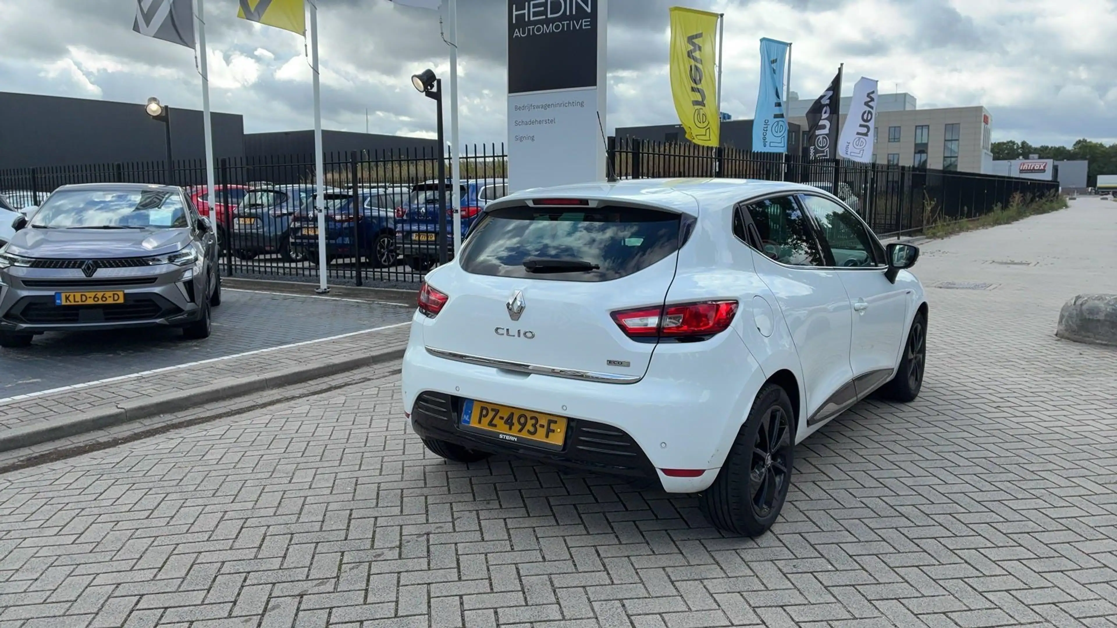 Renault Clio 0.9 TCe Limited — photo 4