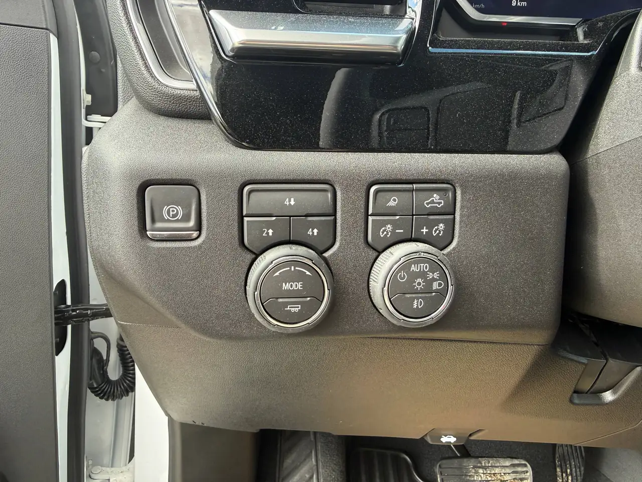 Chevrolet Silverado 2500 снимка Chevrolet Silverado 2500