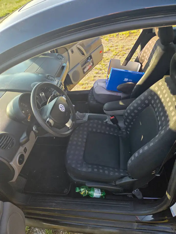 Volkswagen New Beetle 2.0, foto 4