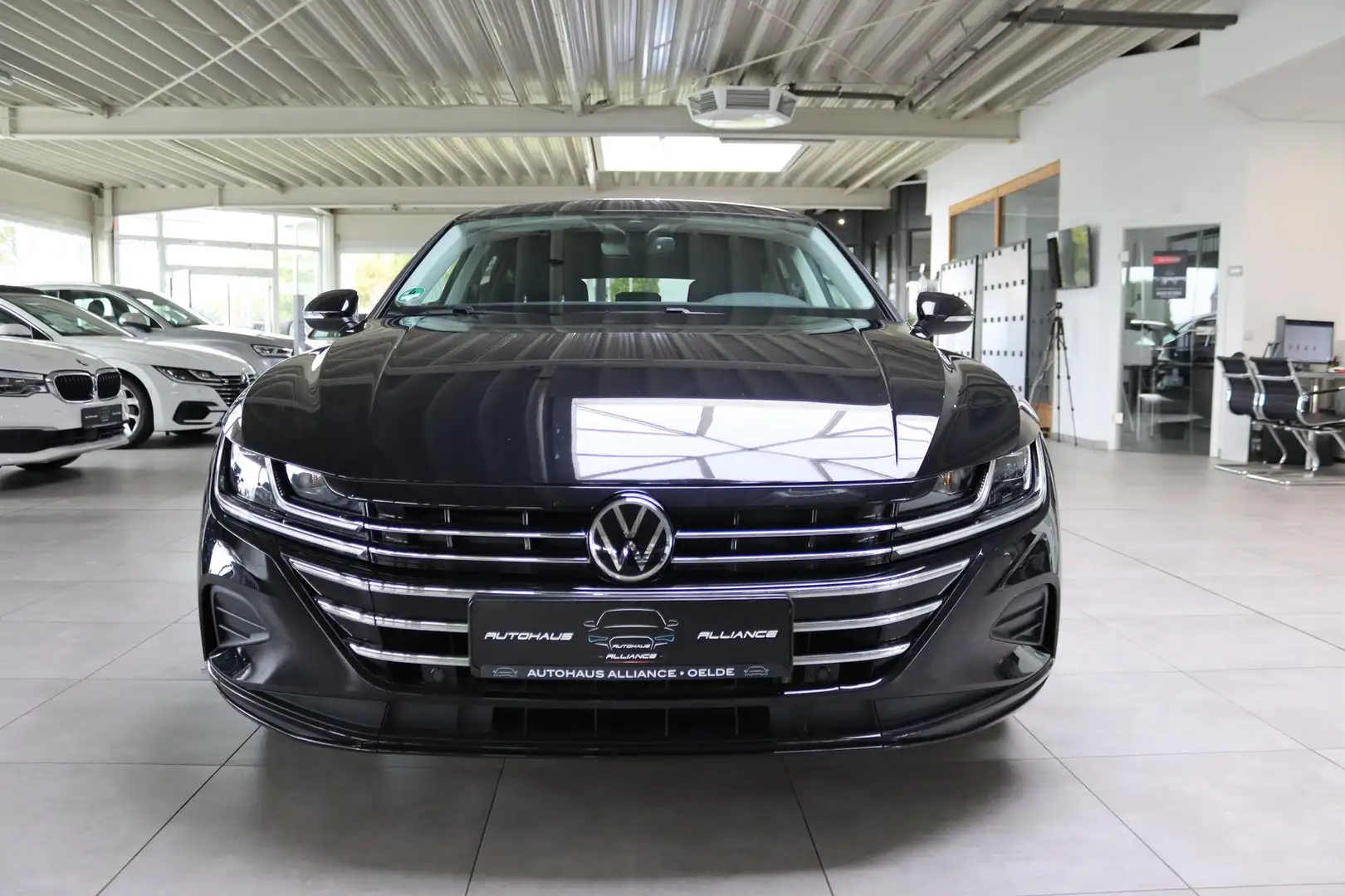 Volkswagen Arteon Shooting Brake 2.0 TDI 110 kW (150 PS), Autom. ... Schwarz - 2