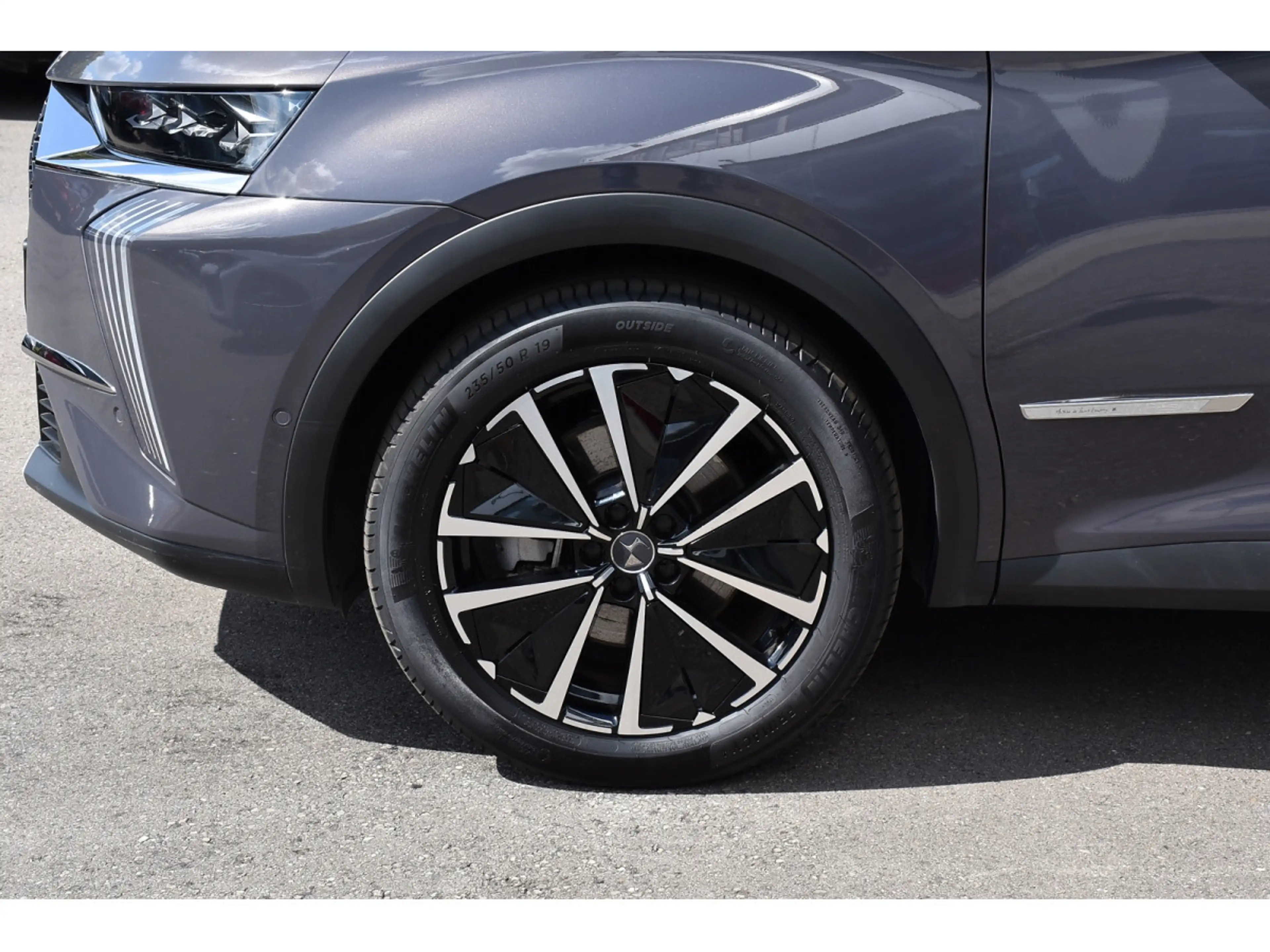 DS Automobiles DS 7 1.6 Hybrid PHEV 300 AWD Antoine de Saint Exupéry — photo 5
