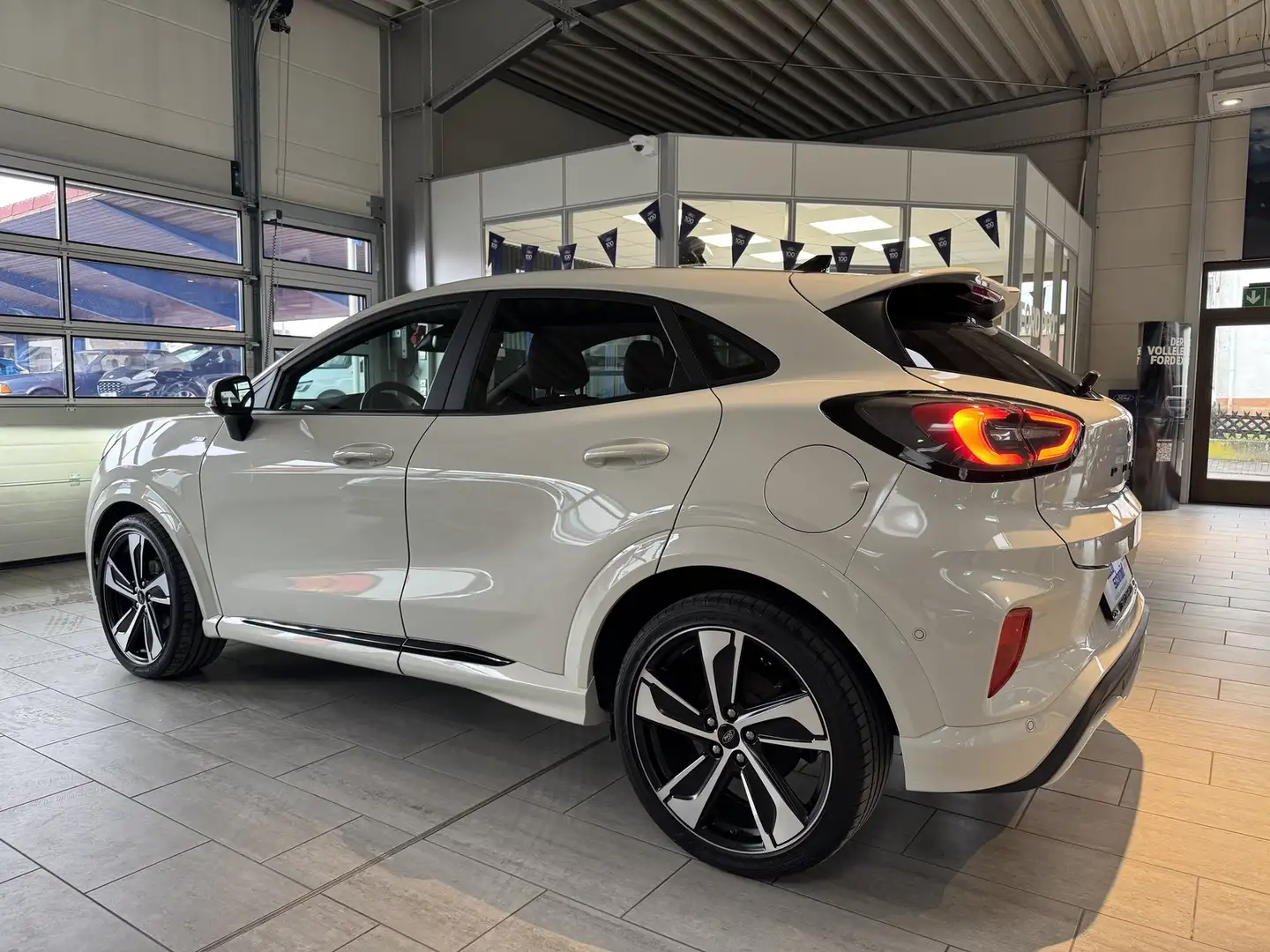 Ford Puma ST-Line X Weiß - 2