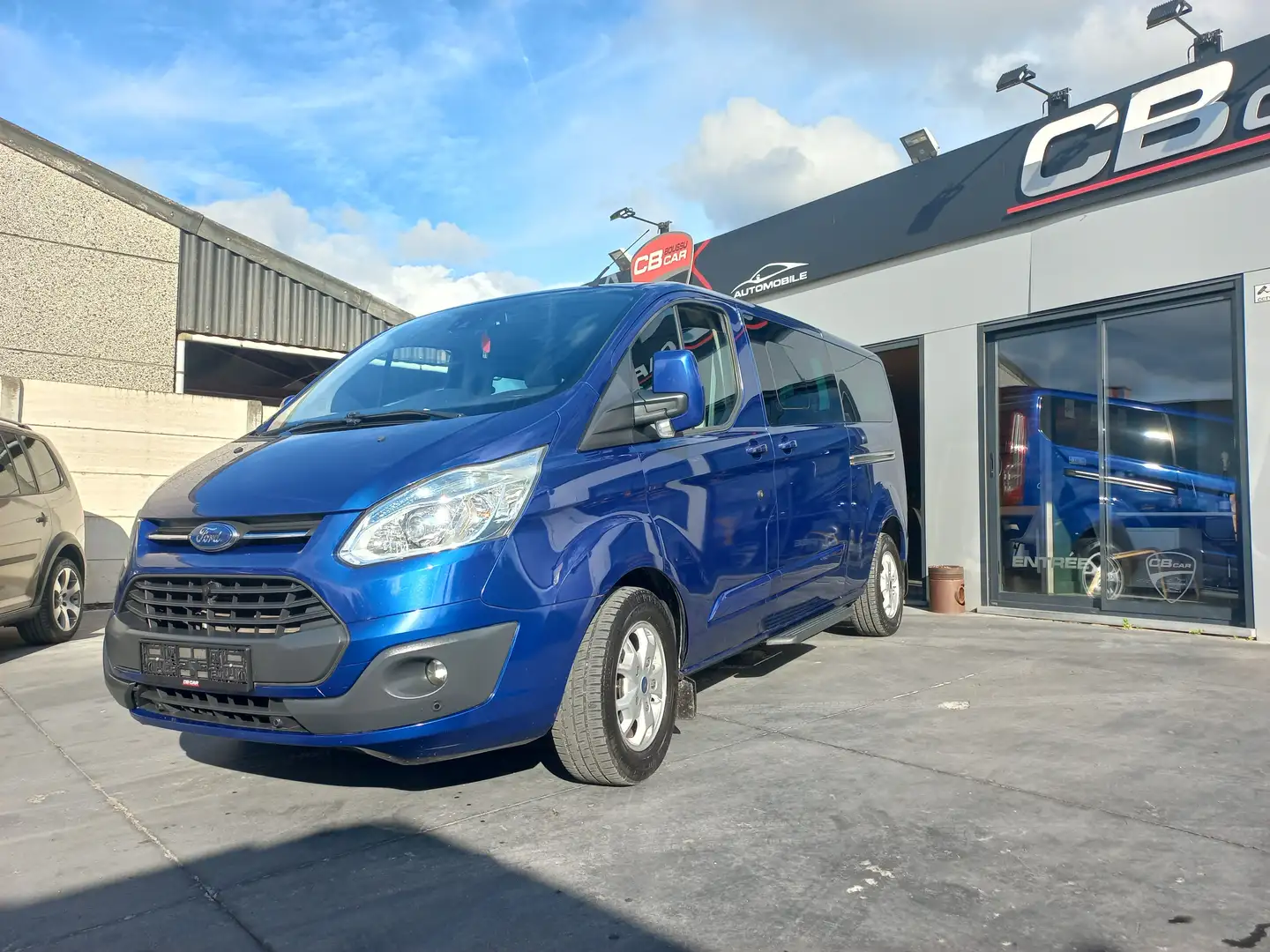 Ford Tourneo Custom 2.2 TDCi L2H1 8 places Blauw - 2