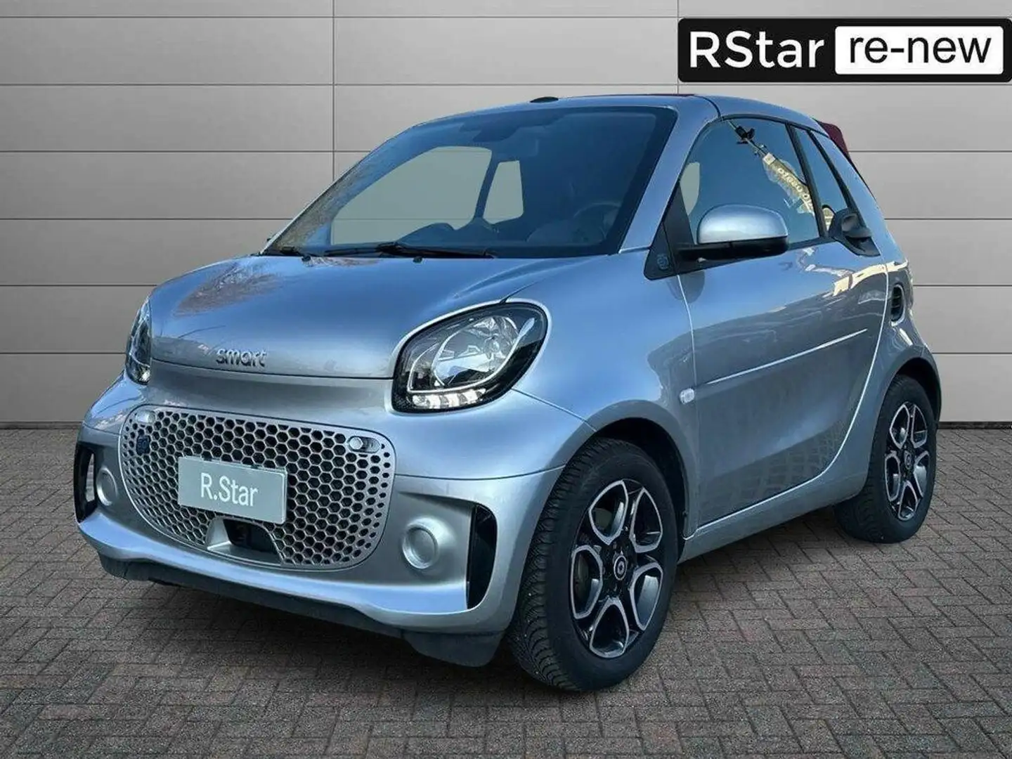 smart forTwo Cabrio eq Passion 22kW Argento - 1