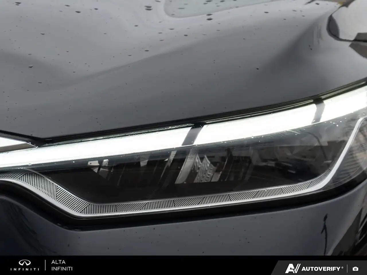 Infiniti QX60 снимка Infiniti QX60