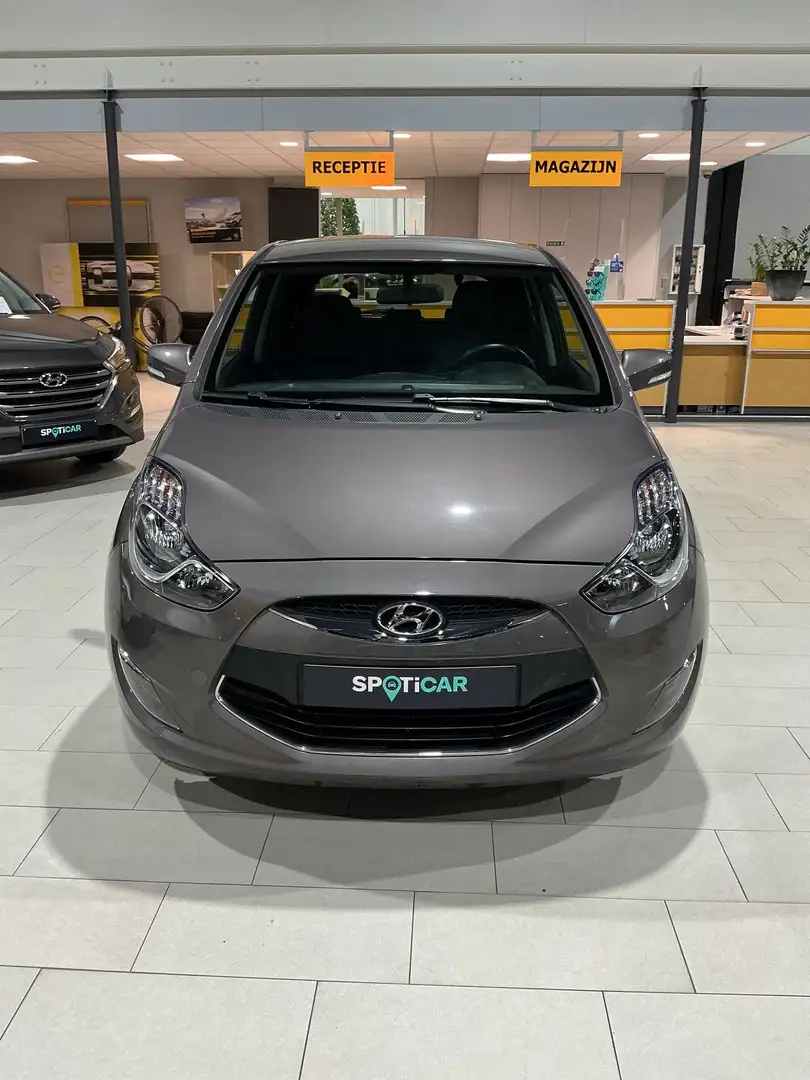 Hyundai iX20 Lounge Move Bruin - 1