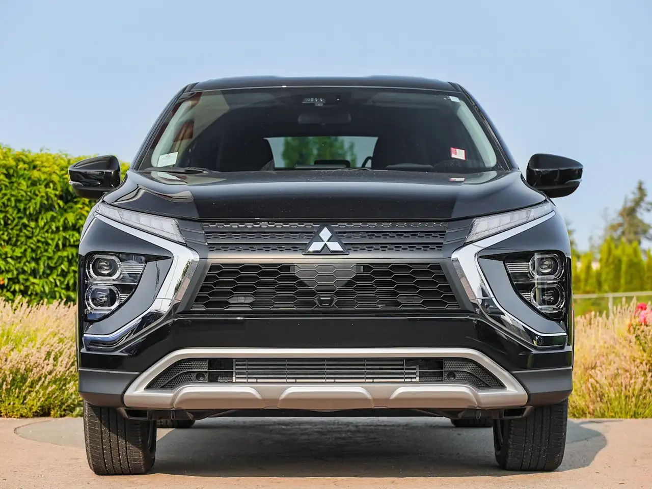 Mitsubishi Eclipse Cross снимка Mitsubishi Eclipse Cross