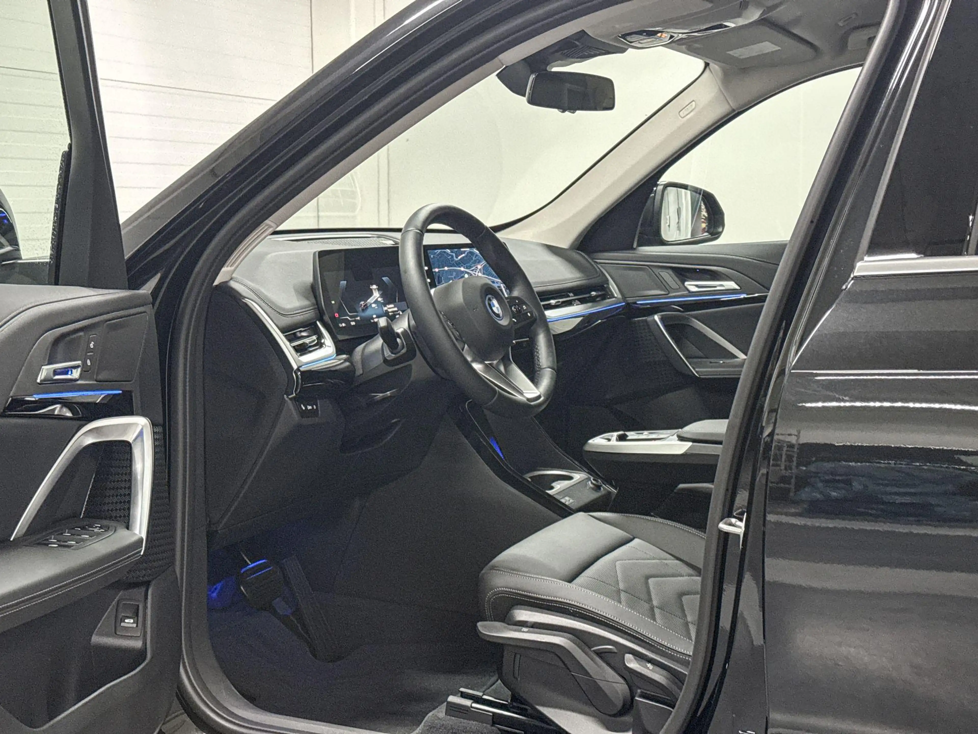 BMW iX1 eDrive20 | Pure Edition | xLine | Premium Pack | A — photo 8