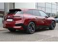 BMW iX xDrive50 High Executive Sport 112 kWh / Panoramada Rojo - thumbnail 8