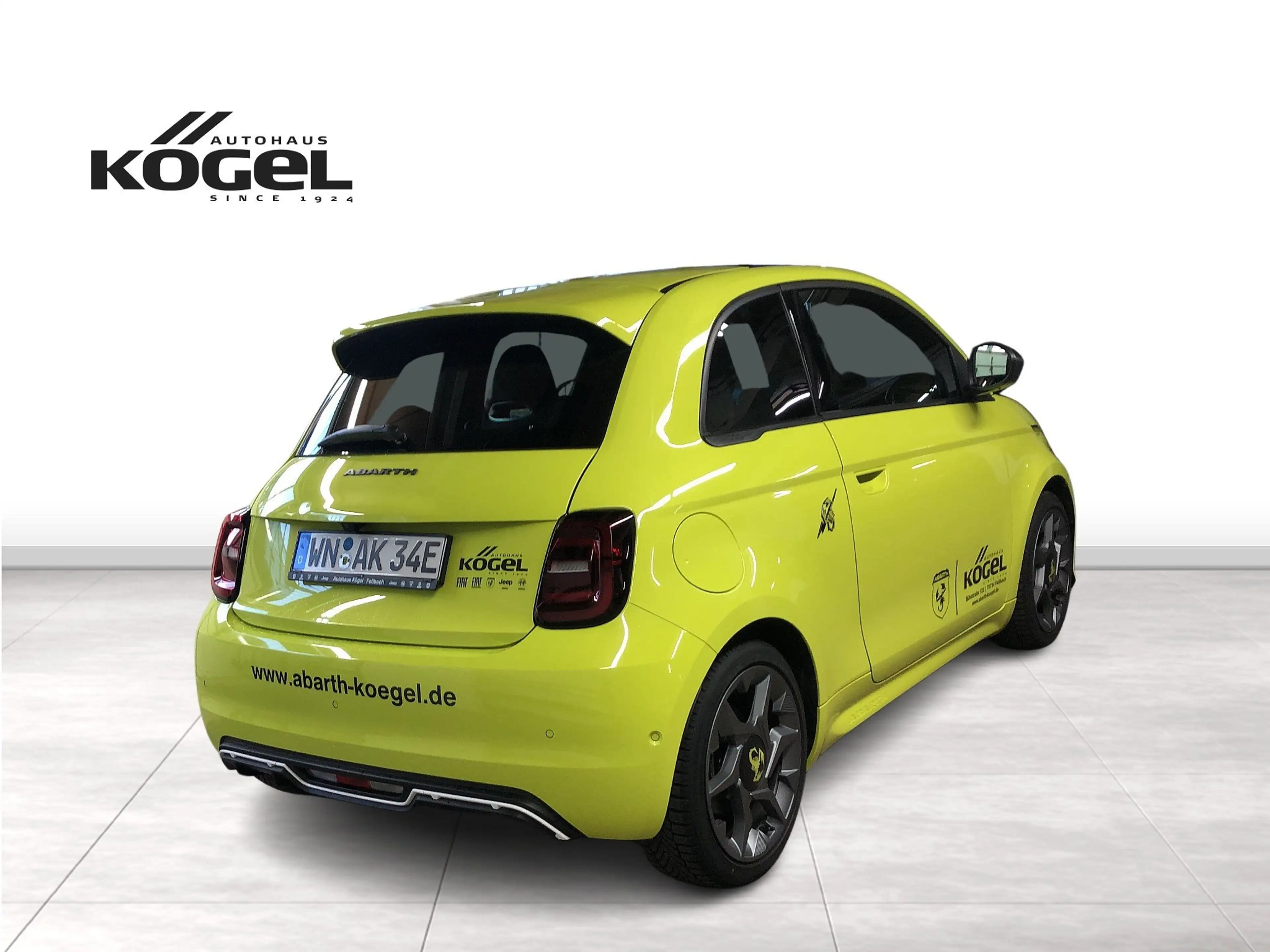Abarth 500e Scorpionissima 42 kWh 155 PS inkl. Winterräder Alu — photo 4