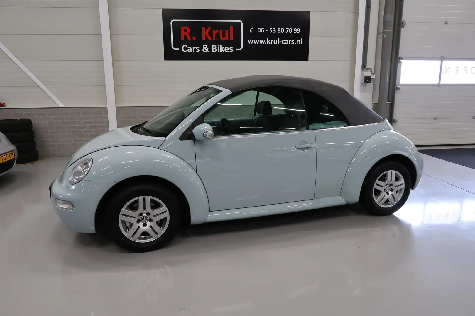 Volkswagen New Beetle Cabriolet 1.4i-16v Highline Verkocht! Blauw - 2