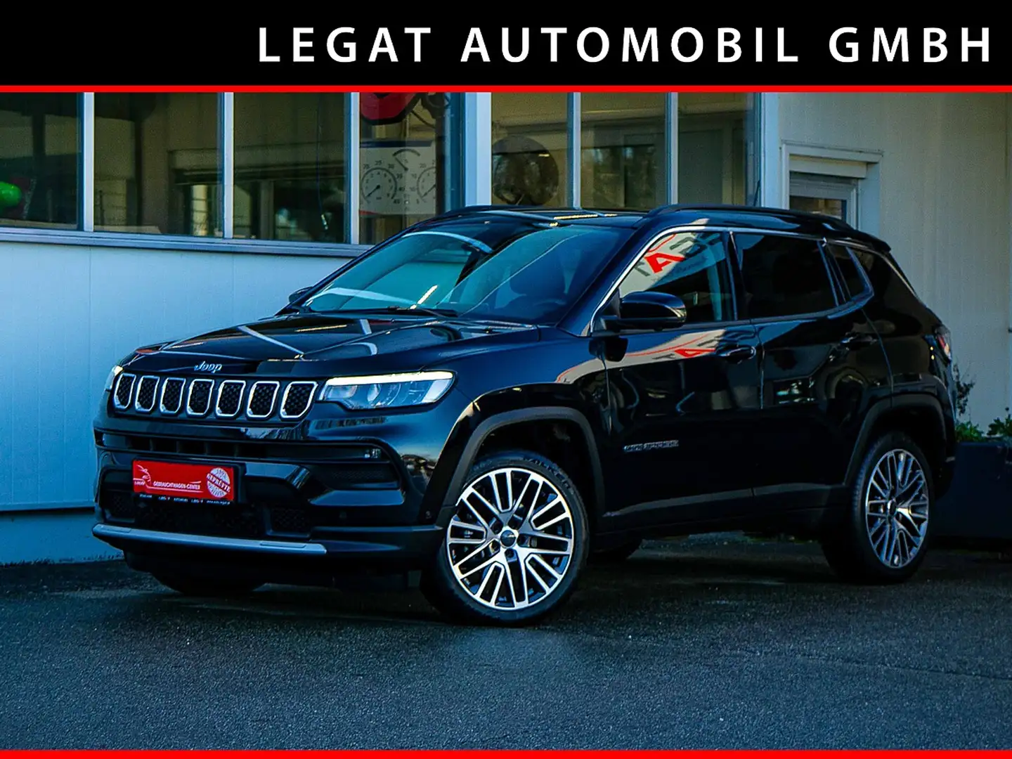 Jeep Compass 1.5 Multiair Hybrid T4 FWD DCT7 *KAMERA*LED*PANO* Schwarz - 1