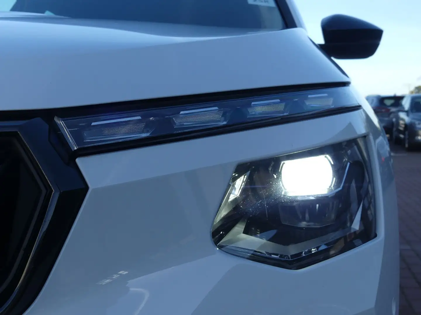 Skoda Kamiq Selection Weiß - 2