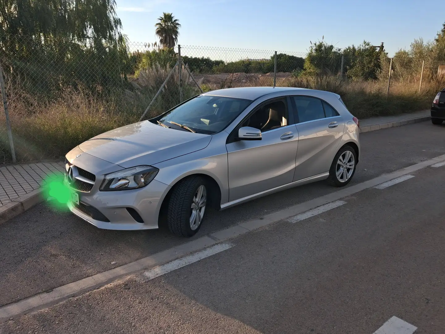 Mercedes-Benz A 180 A 180d Plateado - 1