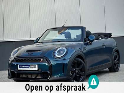 MINI Cooper S Cabrio Mini 2.0 Sidewalk Edition. 180 PK HUD Camera Leder