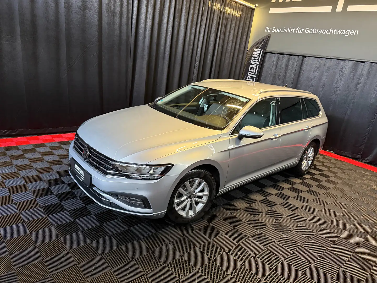 Volkswagen Passat Variant Business *DSG*2l*122-PS*LED*KAMERA* Grau - 1