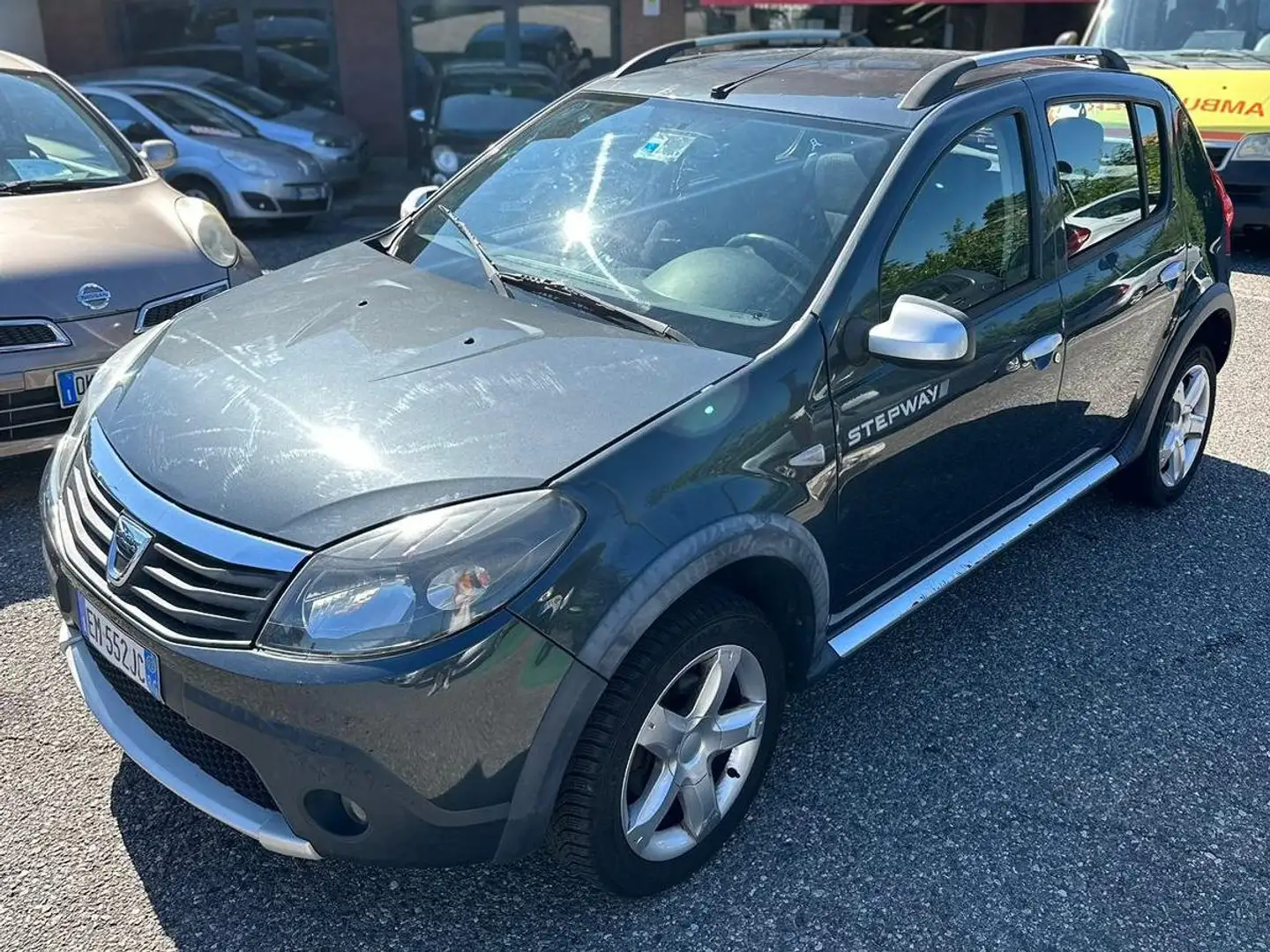 Dacia Sandero Sandero I 2008 1.6 8v Stepway Gpl 85cv Zwart - 1