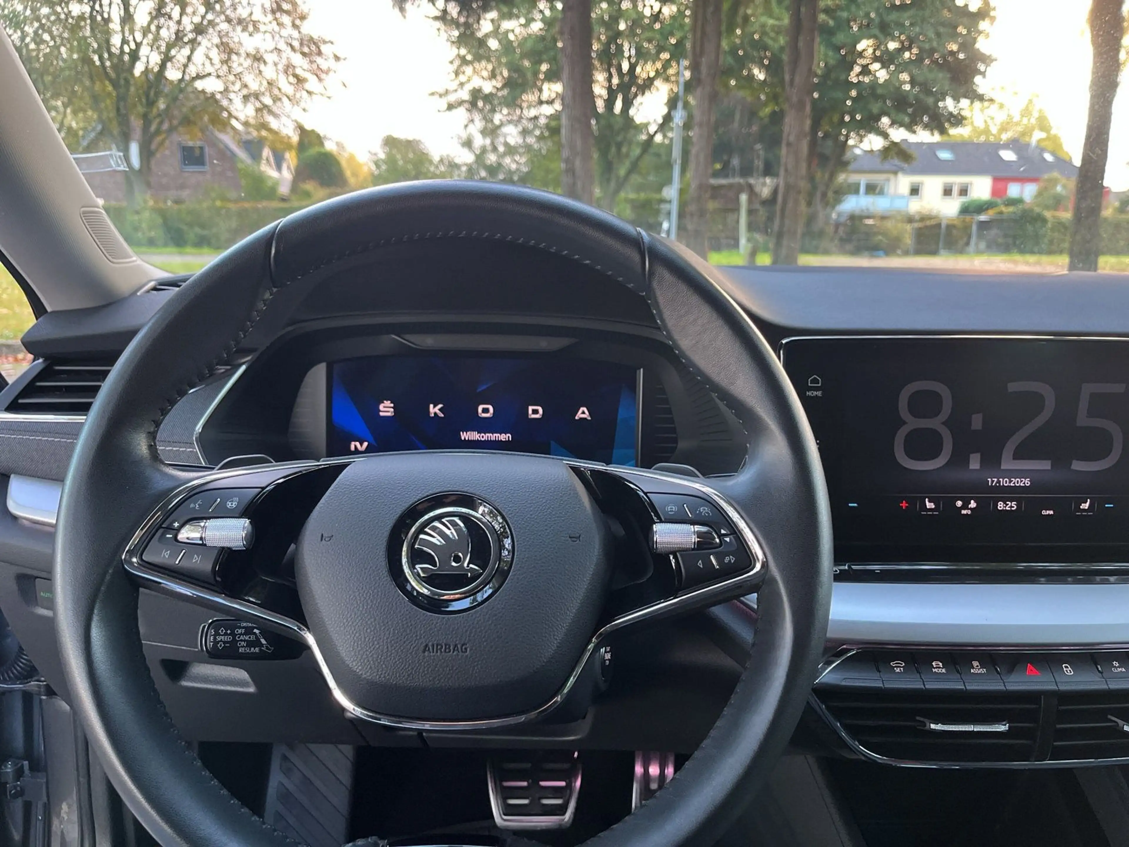 Skoda Octavia Combi Style 1.4 TSI iV DSG StdHz./Headup — photo 14