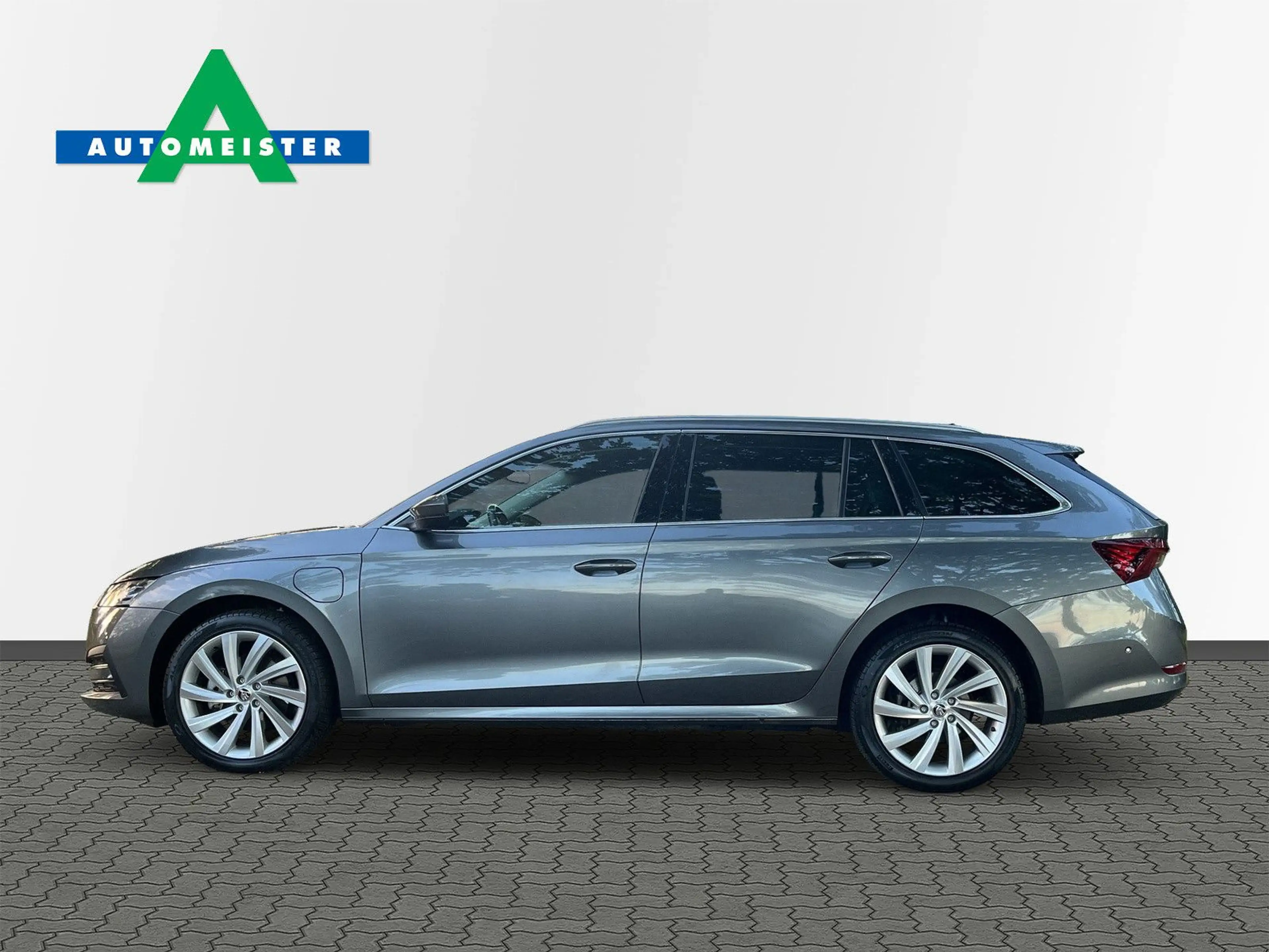 Skoda Octavia Combi Style 1.4 TSI iV DSG StdHz./Headup — photo 8