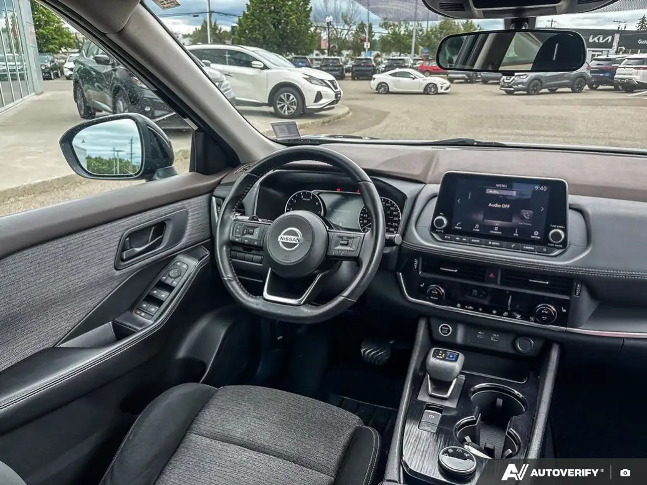 Nissan Rogue photo Nissan Rogue