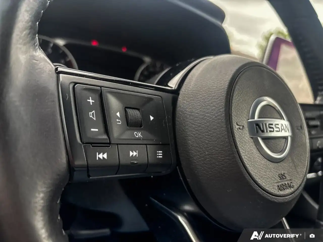 Nissan Rogue photo Nissan Rogue