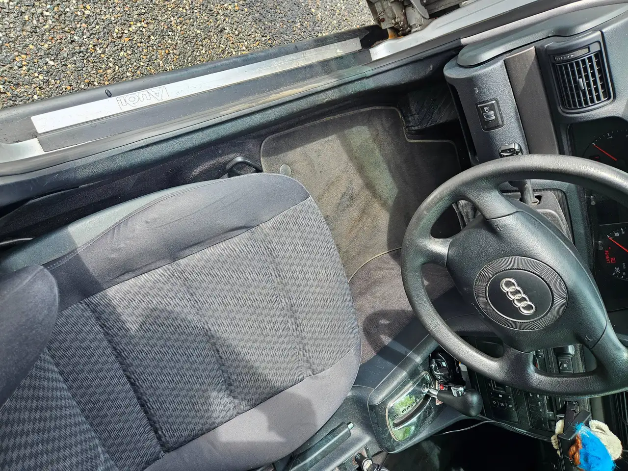 Audi A4B5 Facelift 1,8 125 PS Automatik Bj 2000 Tüv 11.2027, foto 9
