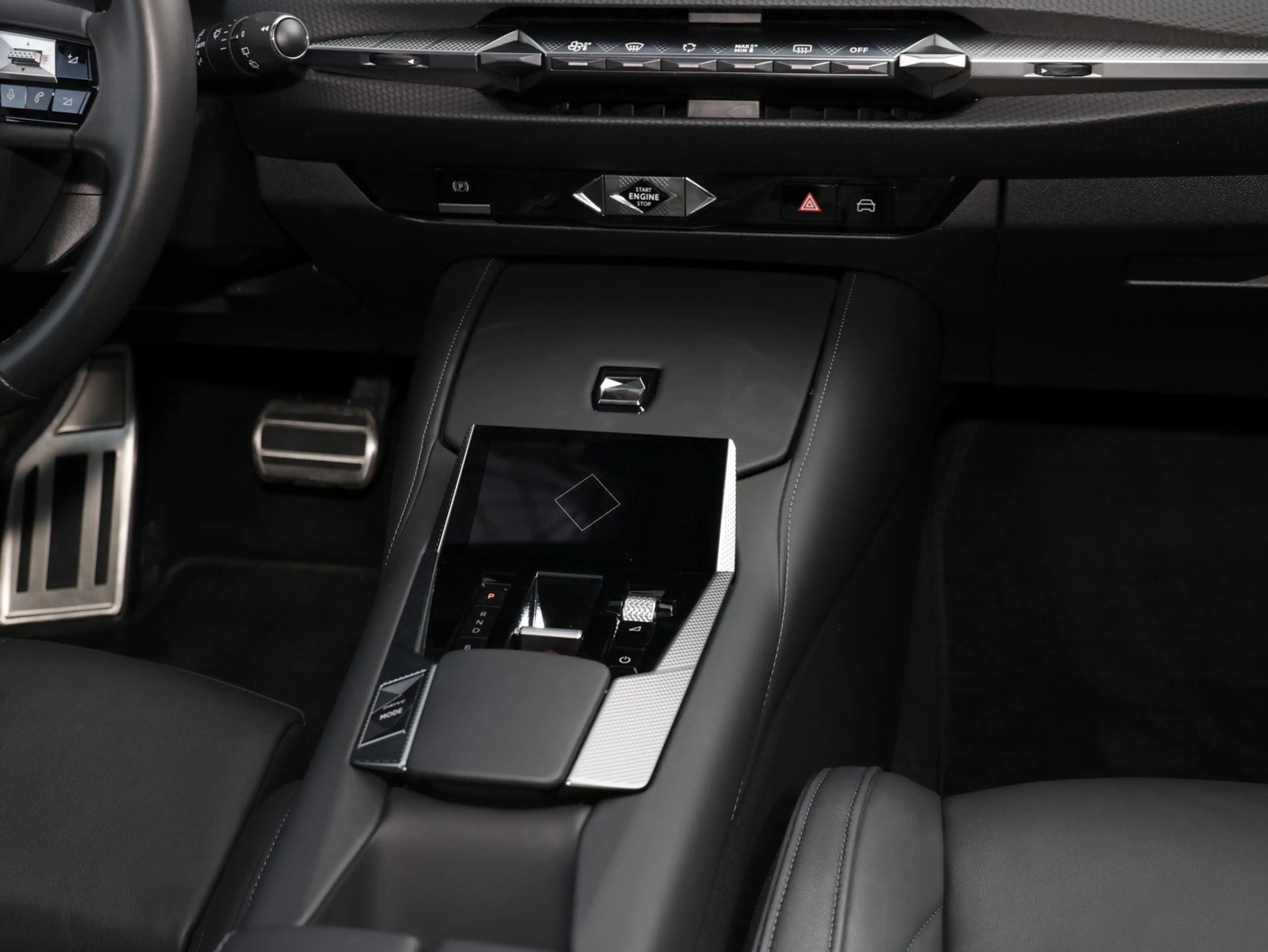 DS Automobiles DS 4 DS4 E-Tense Rivoli — photo 11