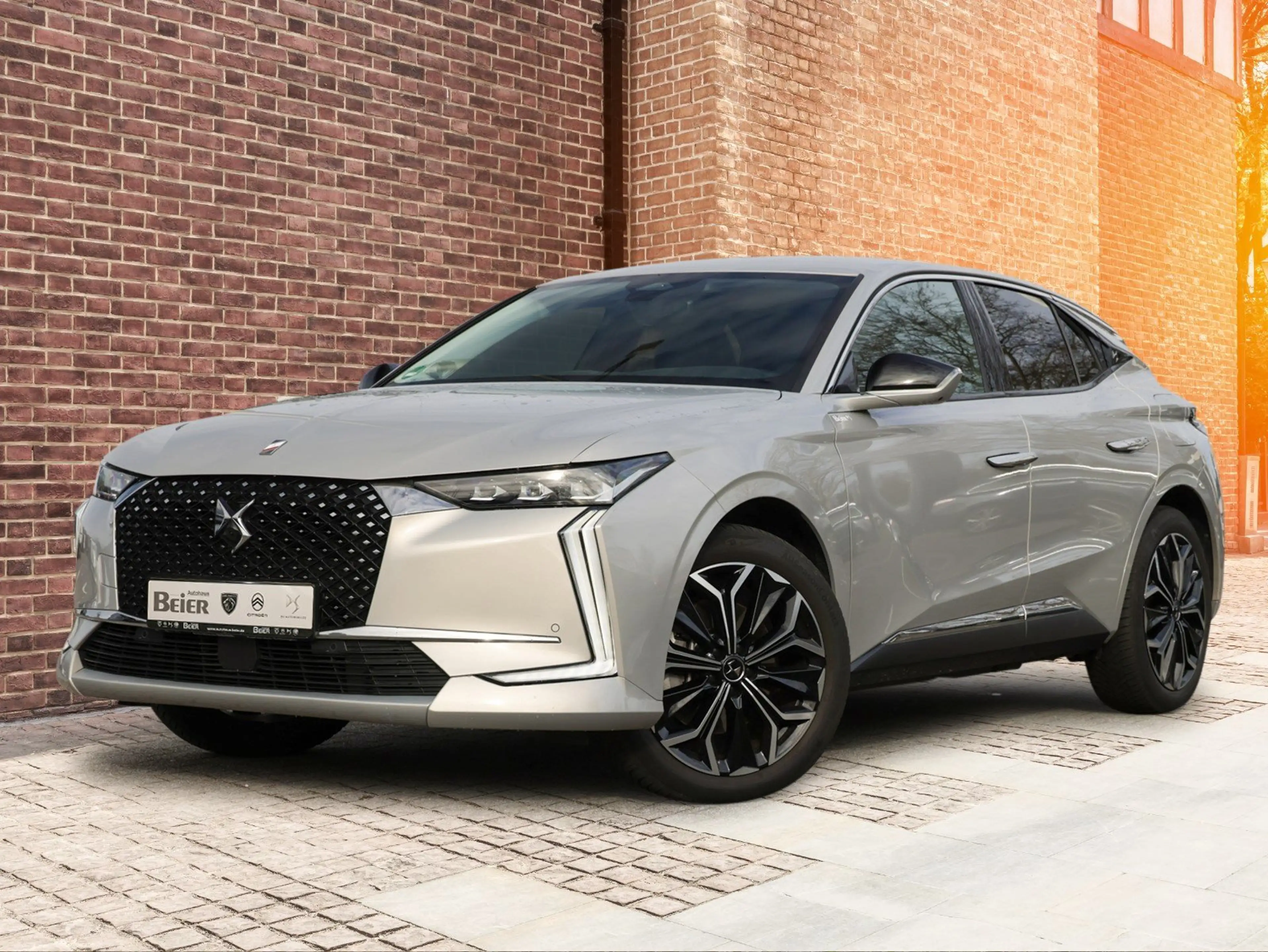 DS Automobiles DS 4 DS4 E-Tense Rivoli — photo 2
