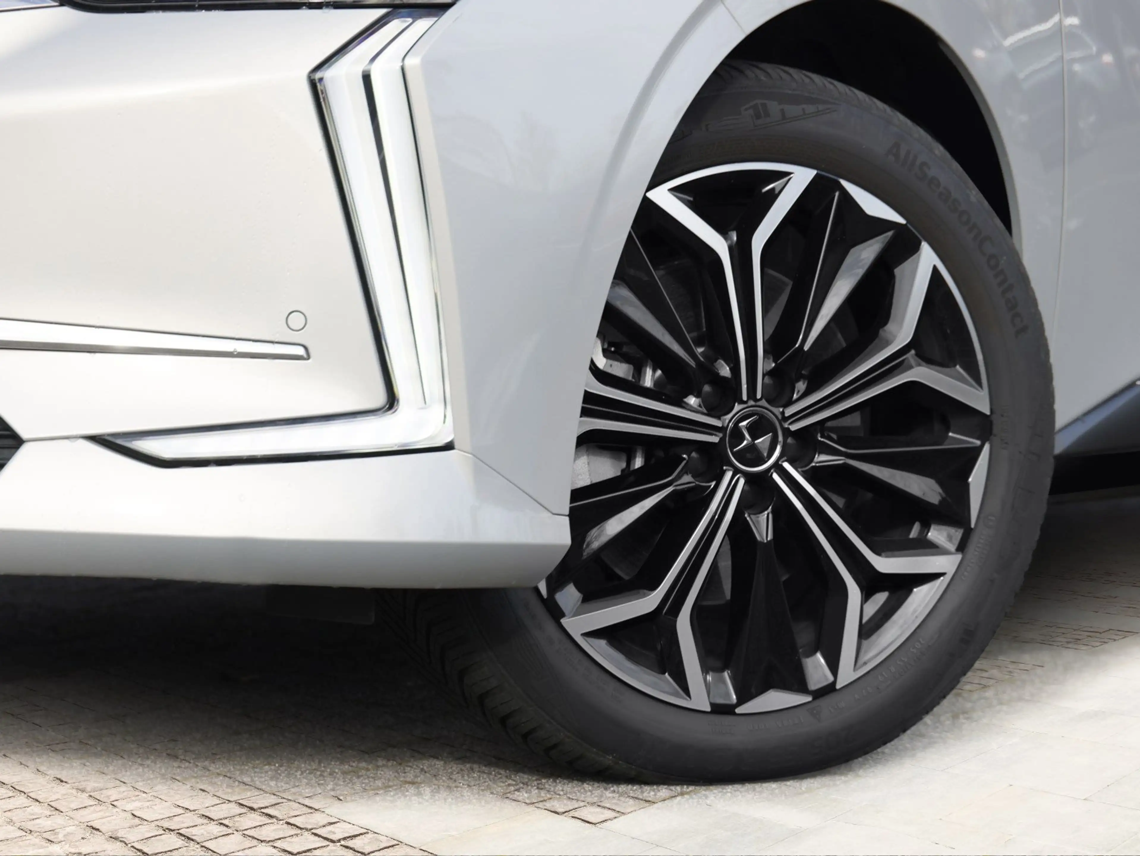 DS Automobiles DS 4 DS4 E-Tense Rivoli — photo 5