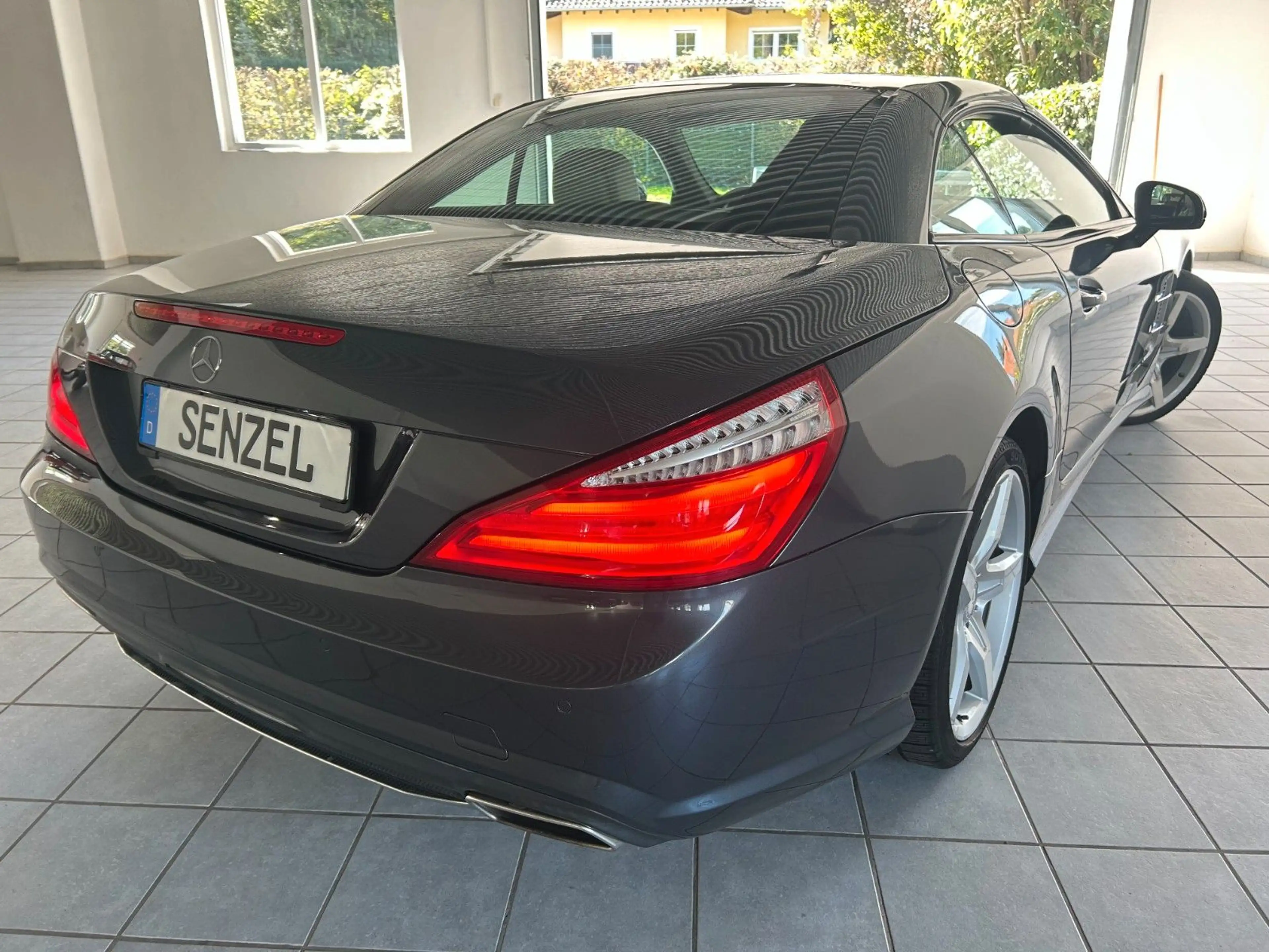 Mercedes-Benz SL 400 2.HD DT AMG TOP SERVICE NEU 64tkm — photo 3