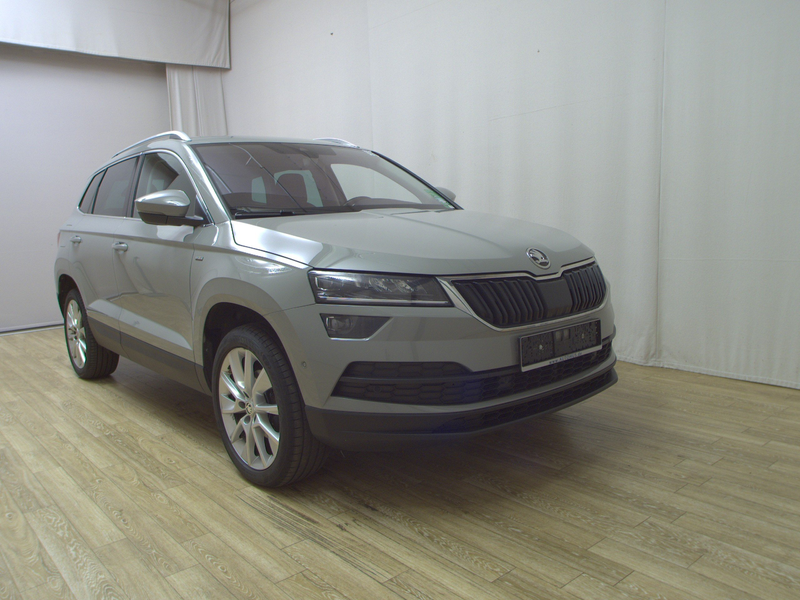 Skoda Karoq 1.5 TSI Clever Navi LED RFK Shz — photo 3