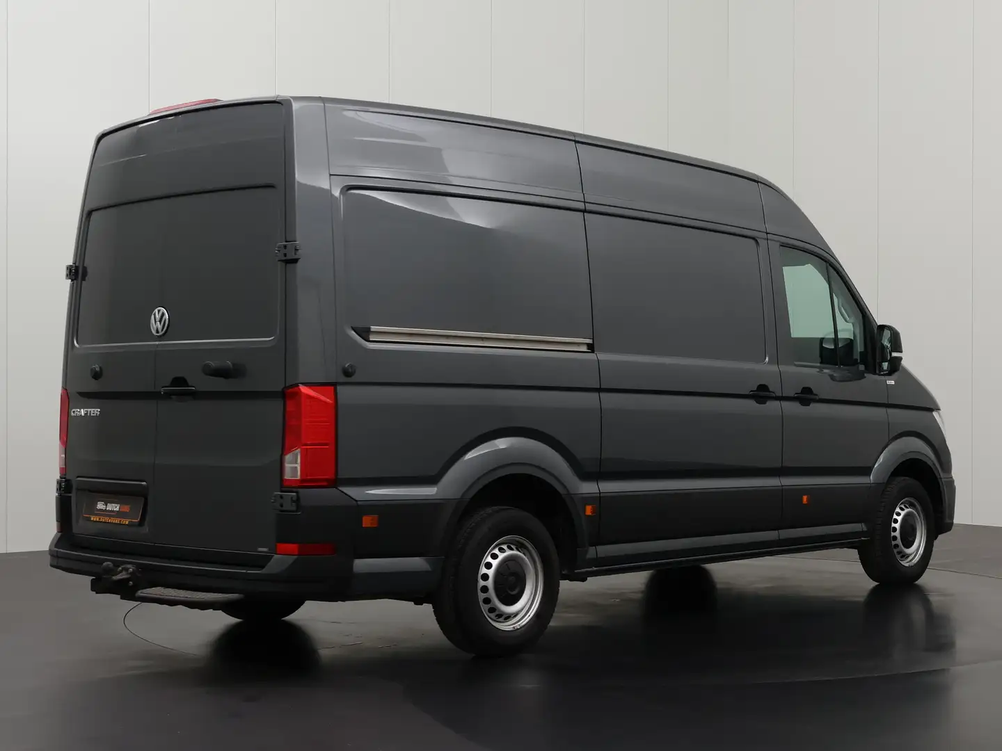 Volkswagen Crafter 2.0TDi 177PK DSG Automaat L3H3 | Led | Multimedia Grijs - 2