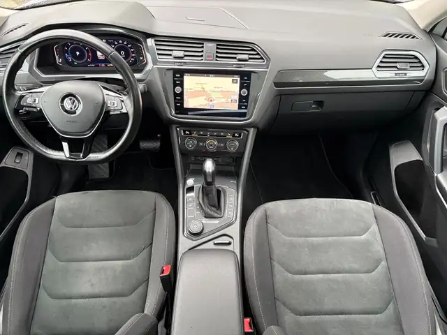Volkswagen Tiguan Allspace view 9
